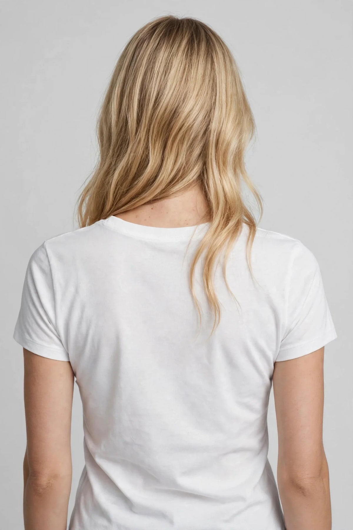 Women White Solid T-Shirt