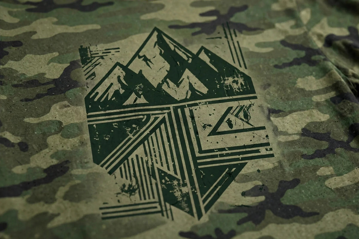 Men Green Camo Graphic T-Shirt