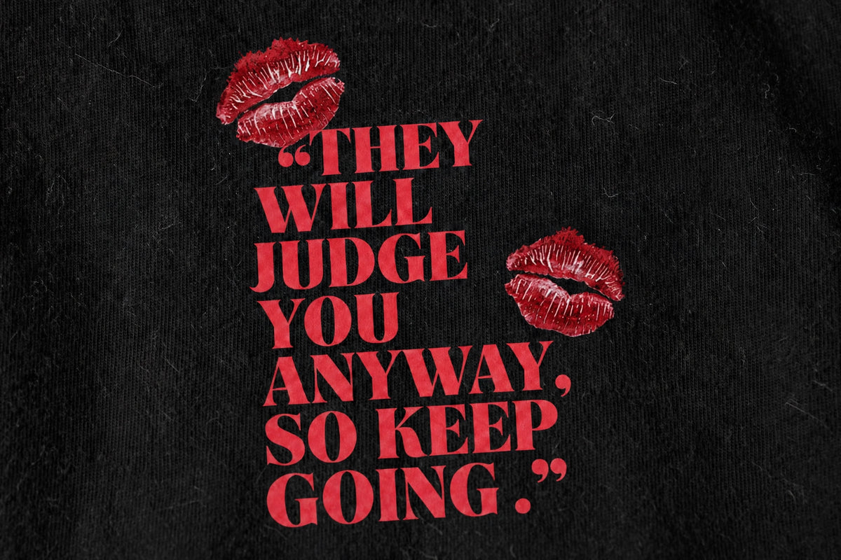 Keep Going Graphic Crop Top – 180 GSM – print detail close-up