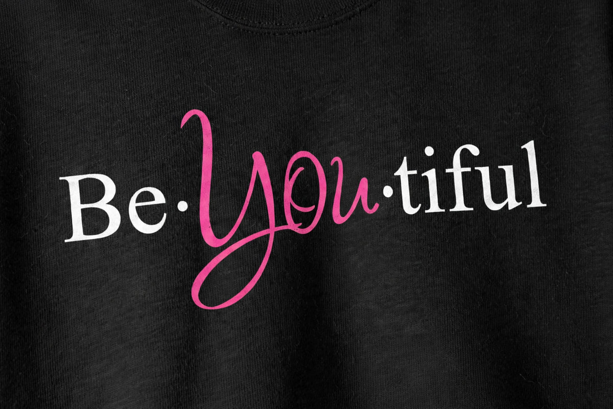 Be-You-Tiful Graphic Crop Top – 180 GSM – print detail close-up