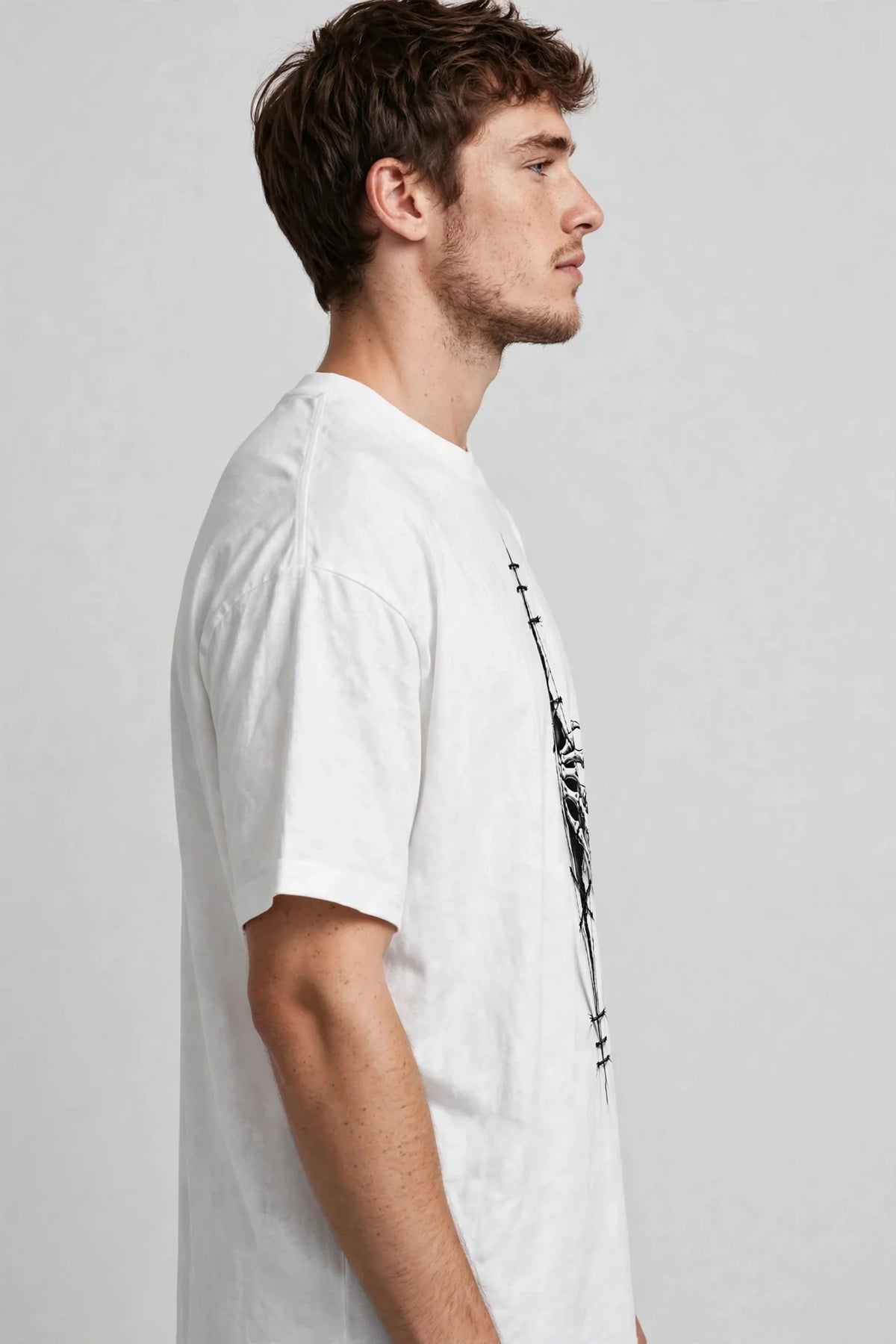 Pineberry Scary Skull Oversized Tee