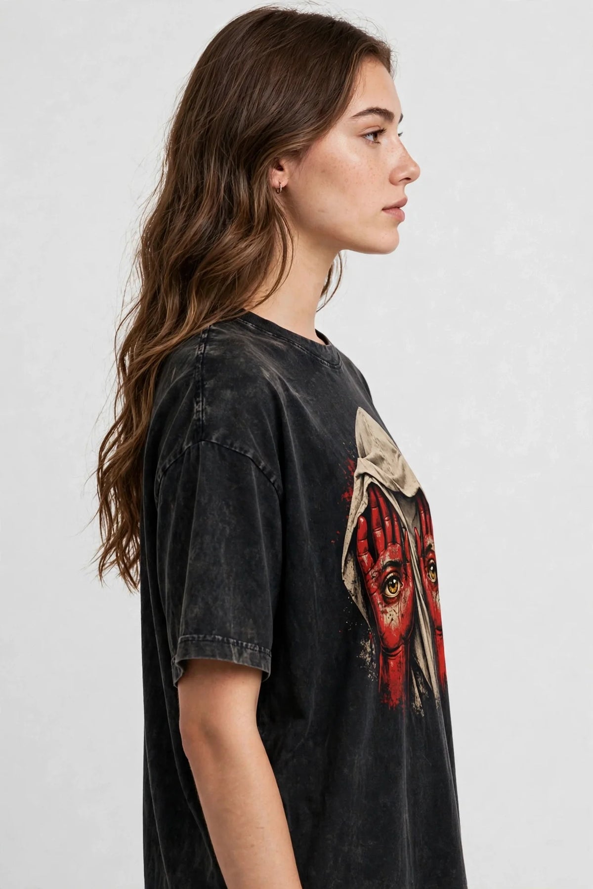 Pineberry Crimson Gaze Oversized Tee