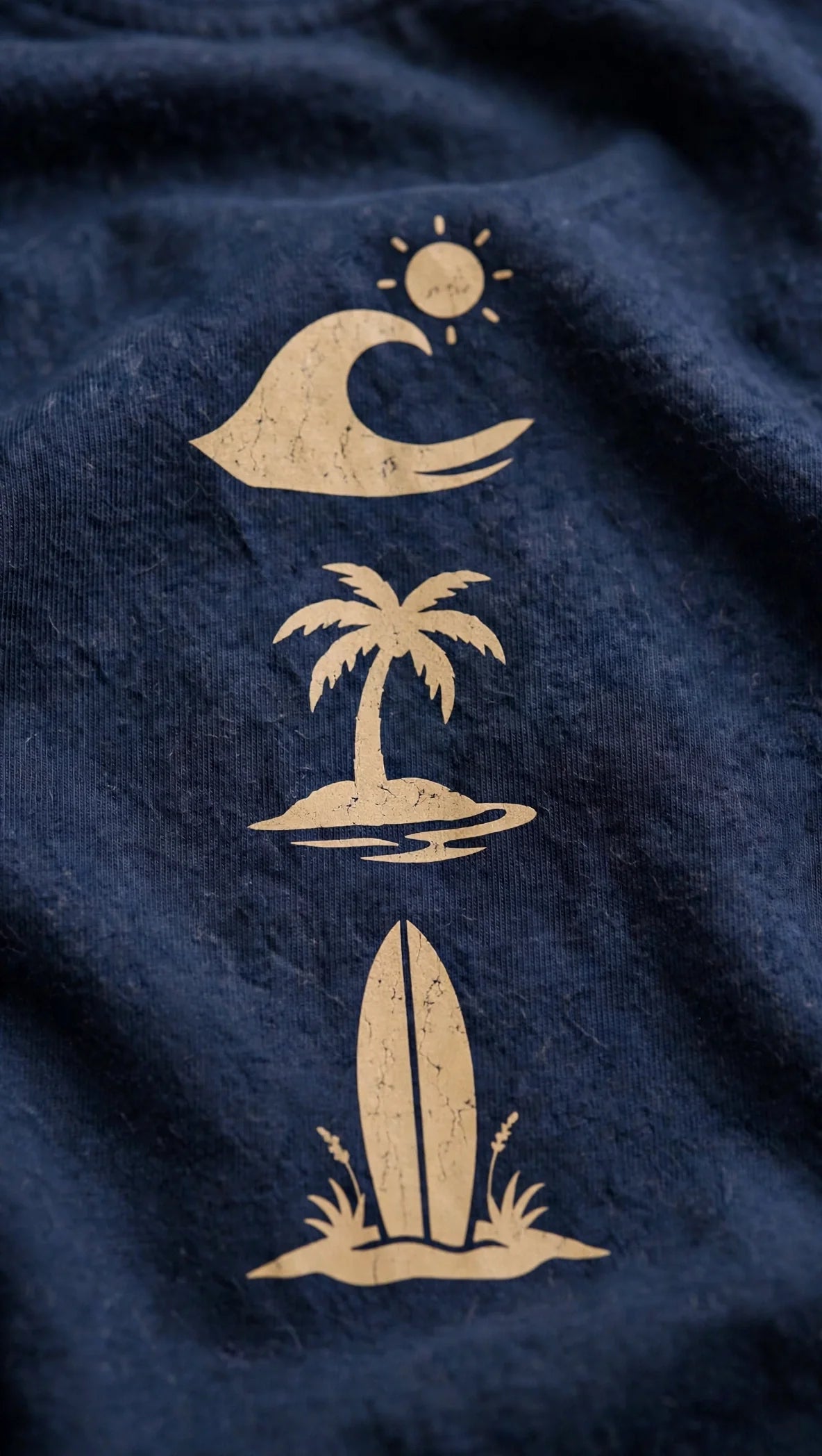 Pineberry Tropical beach and surf Oversized Tee