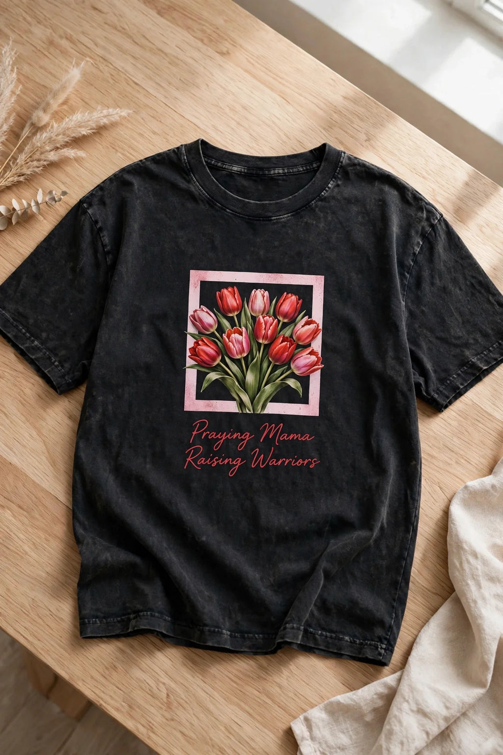 Pineberry Tulips Oversized Tee