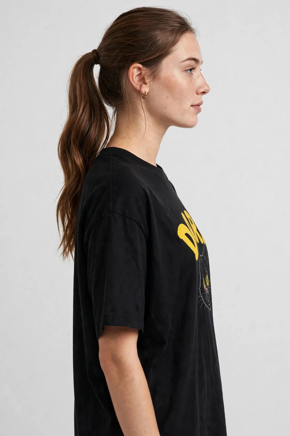 Pineberry Dark Oversized Tee