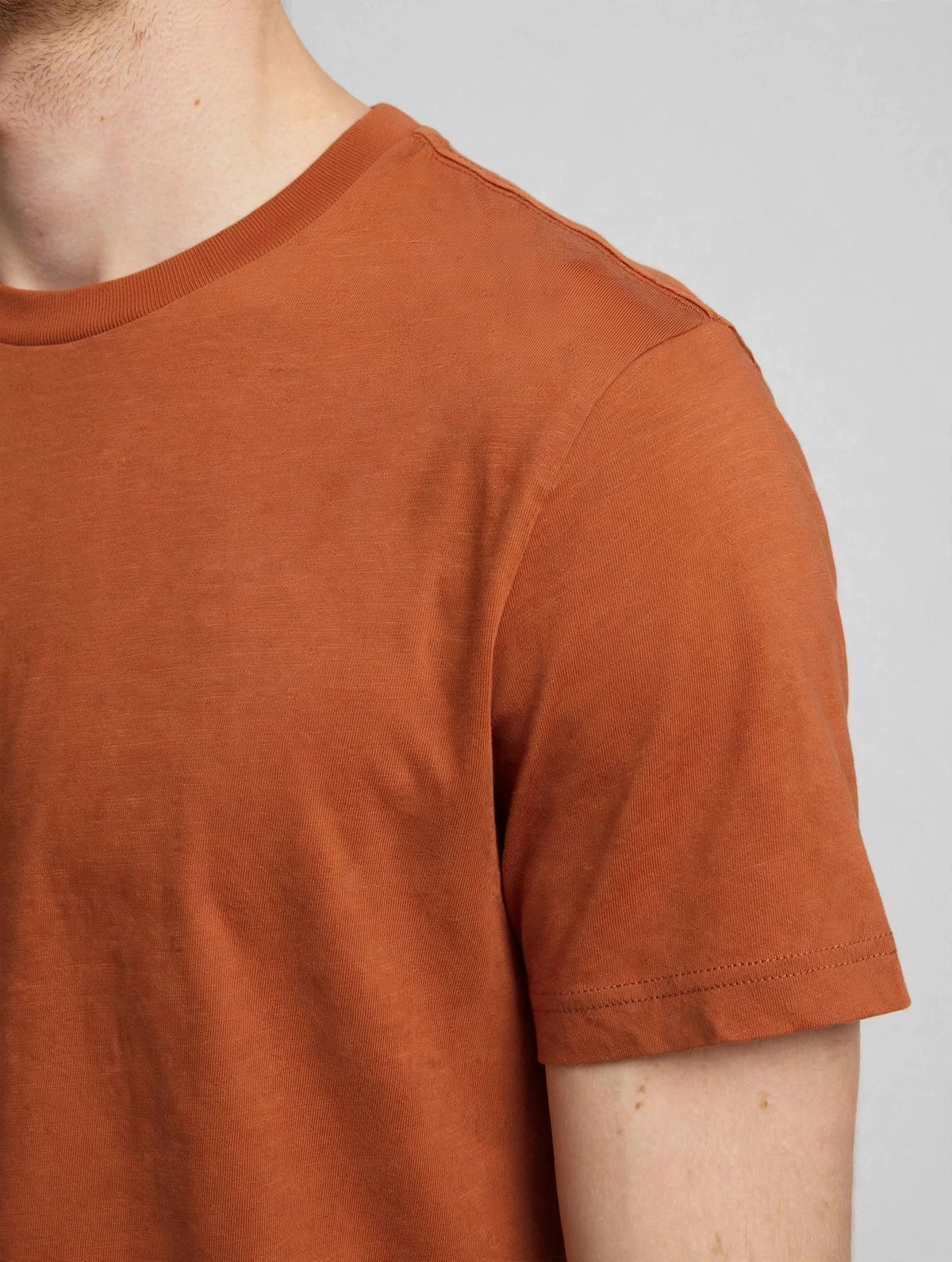 Neckline detail