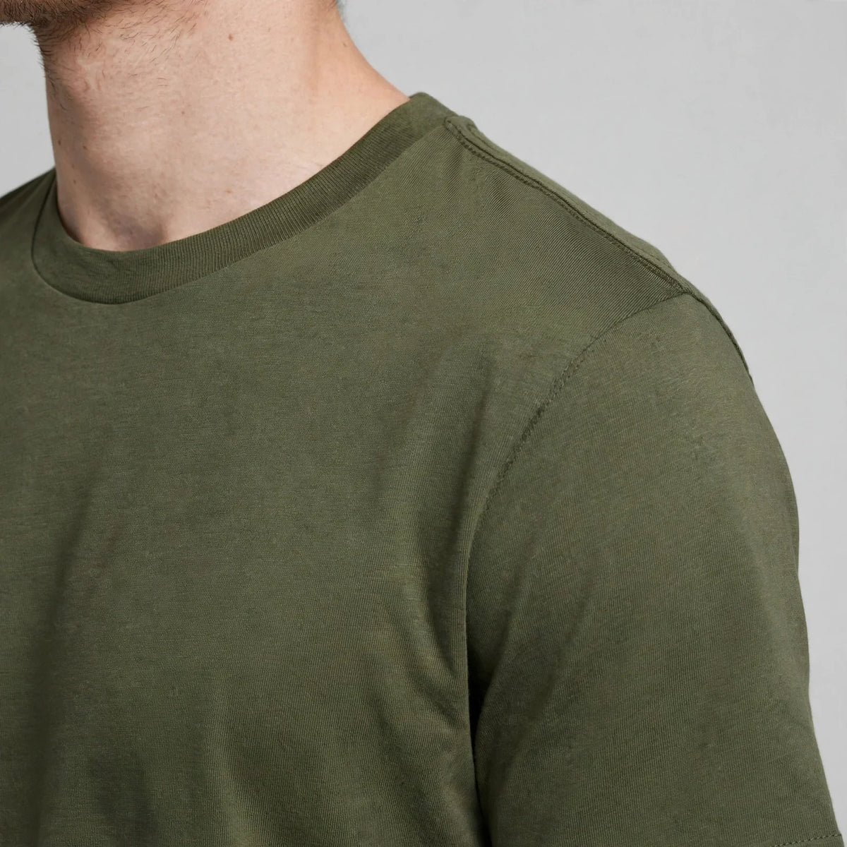 Neckline detail
