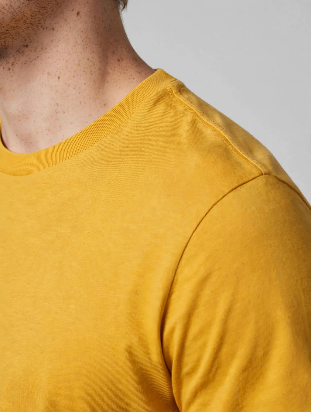 Neckline detail