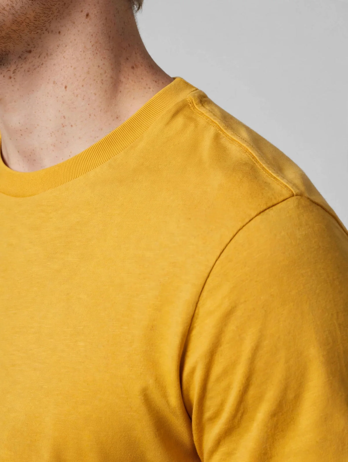Neckline detail
