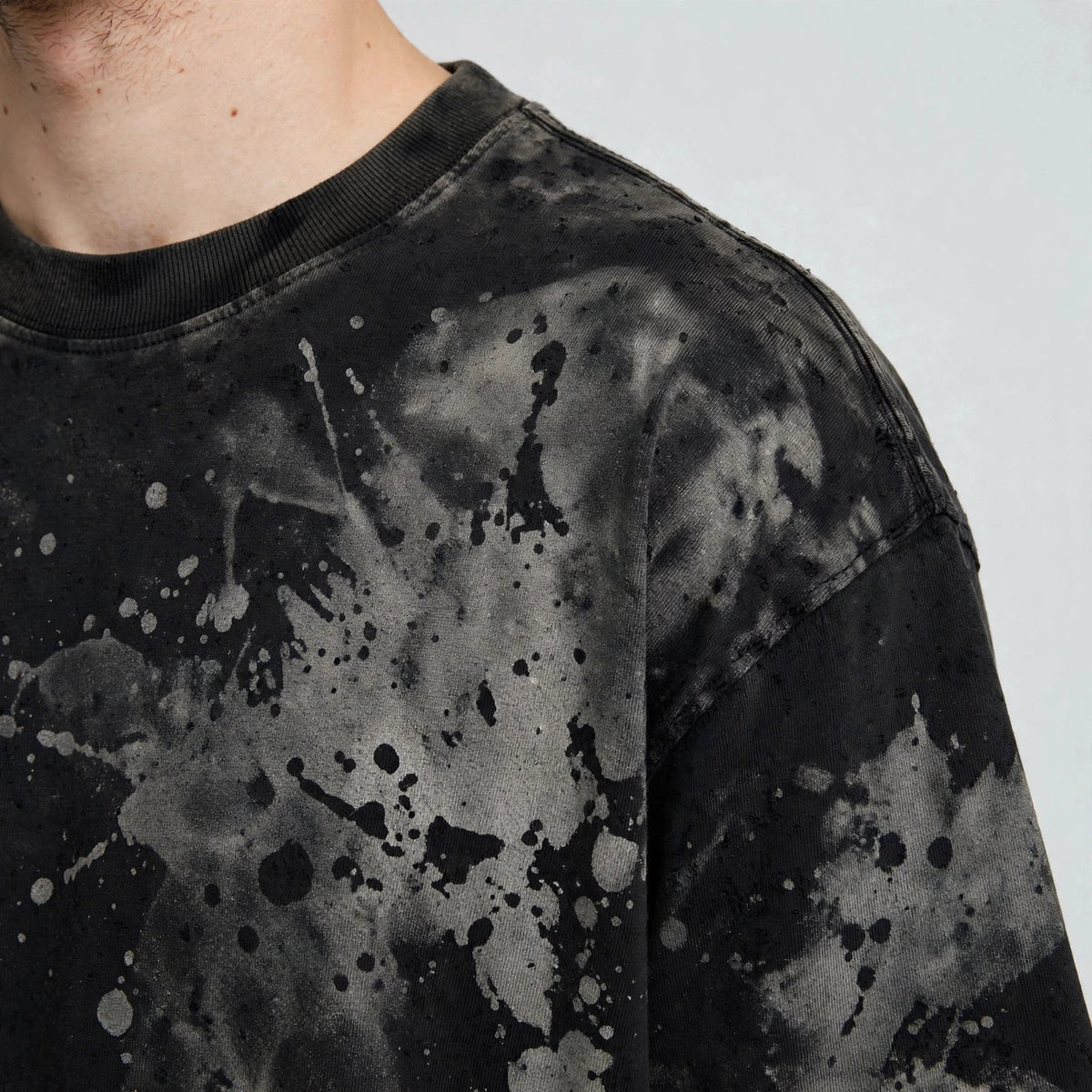 Neckline detail