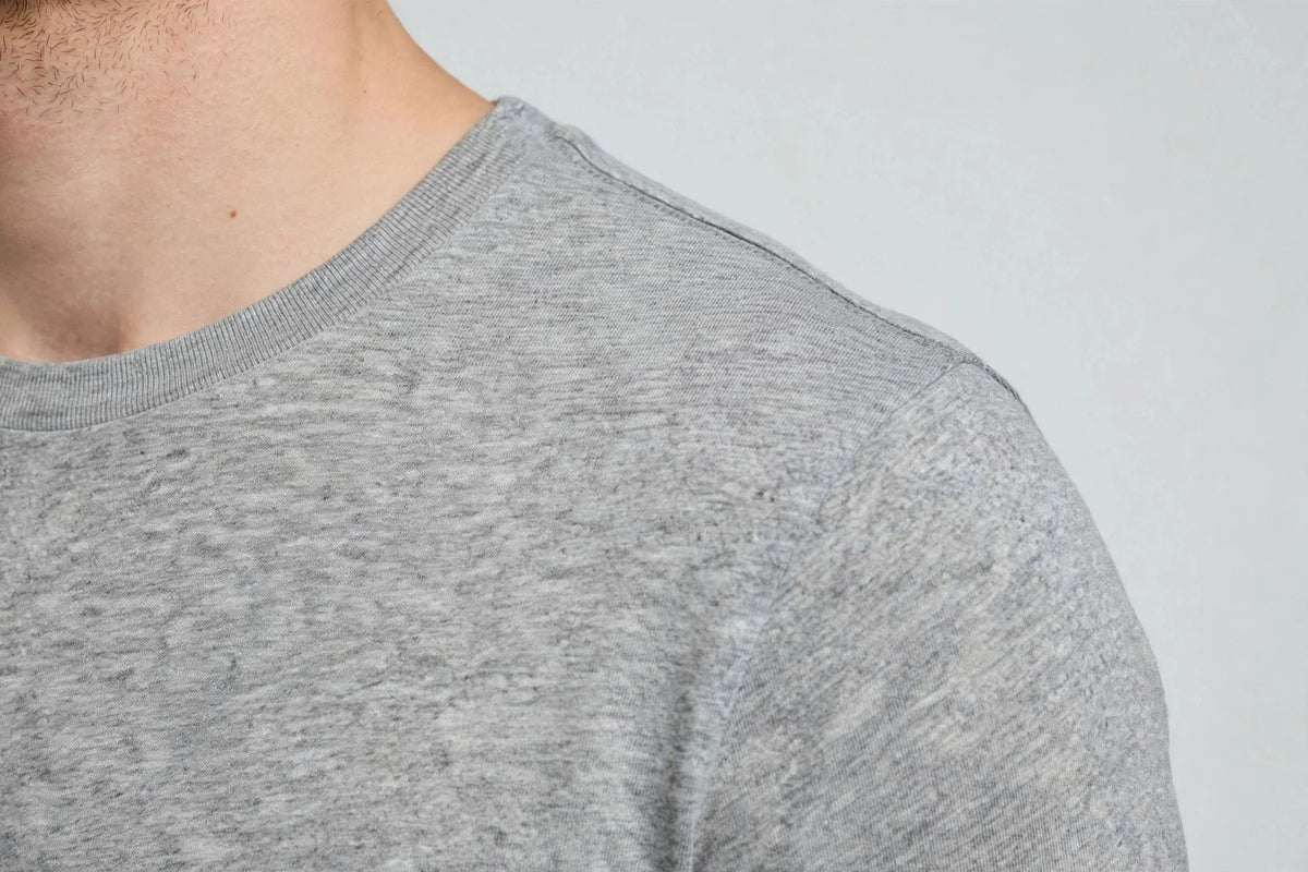 Neckline detail