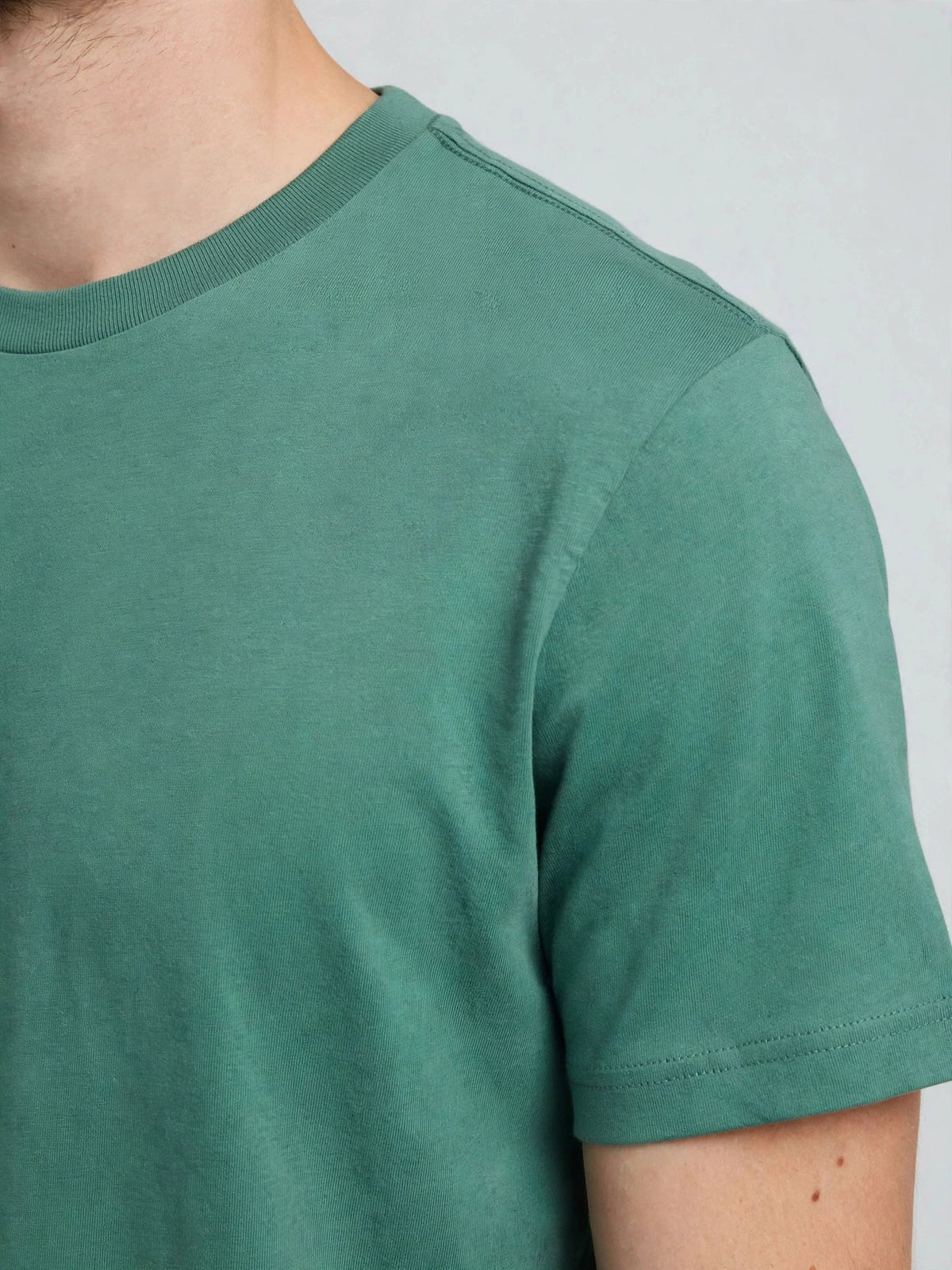 Neckline detail