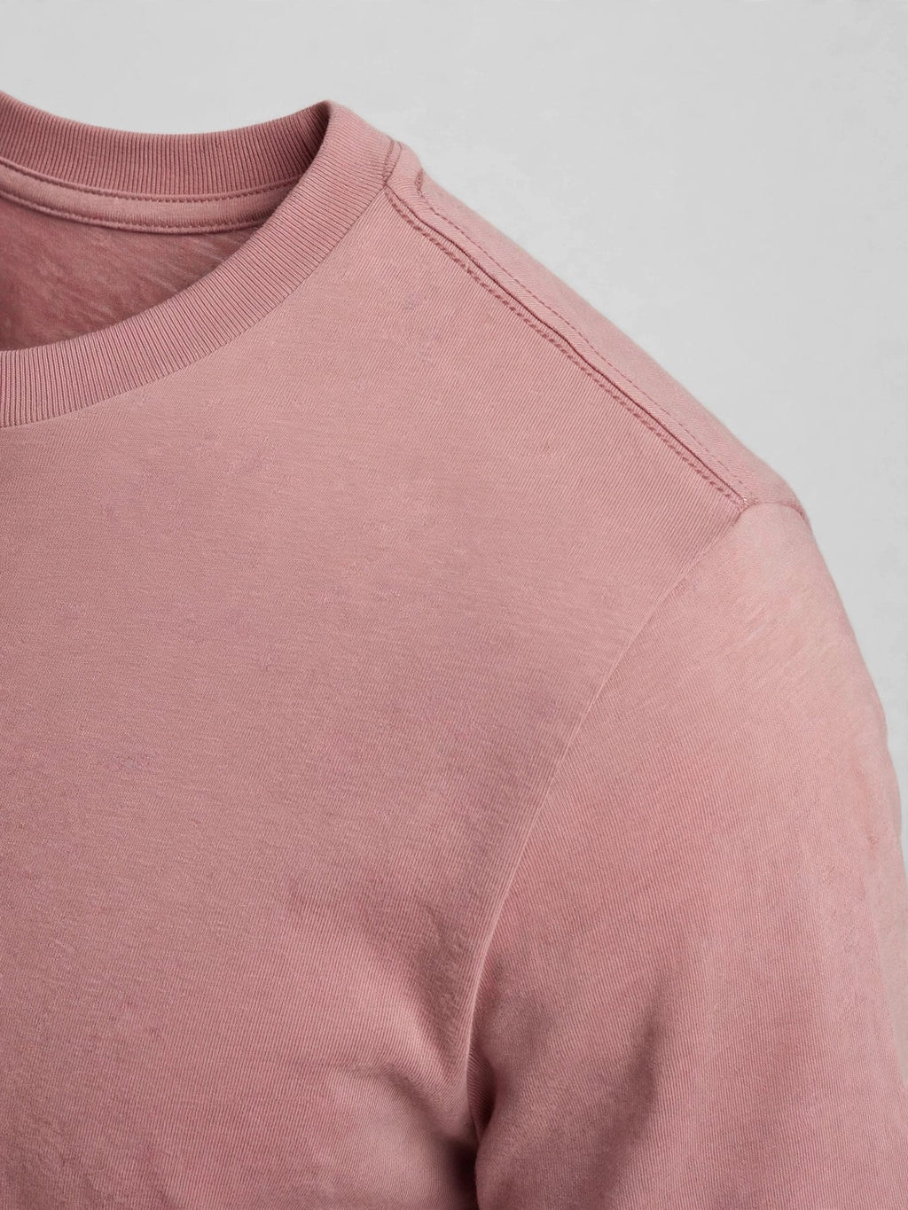 Neckline detail